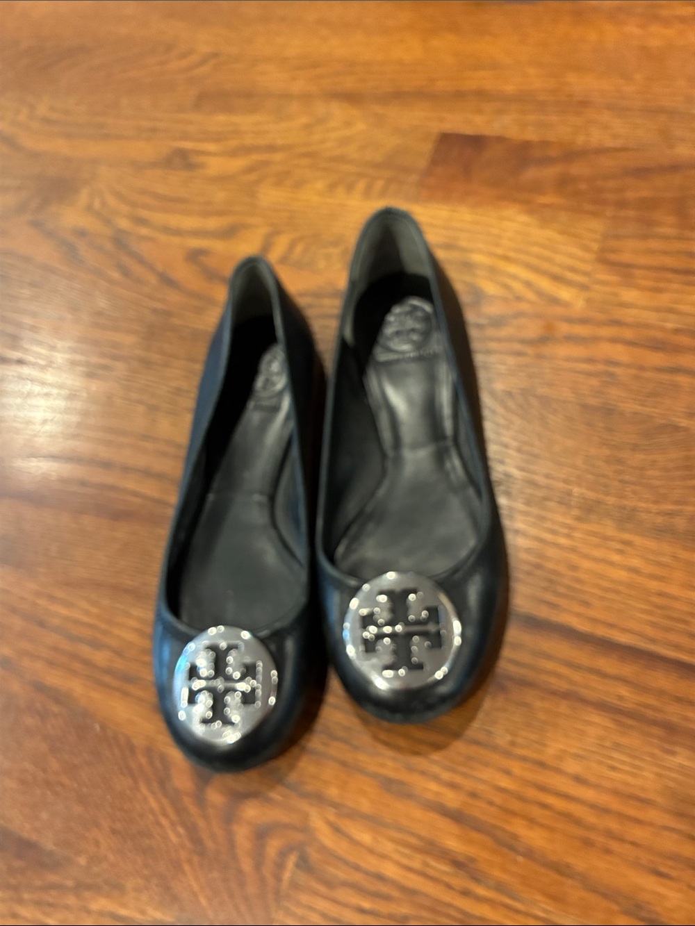 Tory Burch Black Logo Ballet Flats size 7